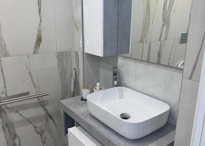 Daire South Blue Trani